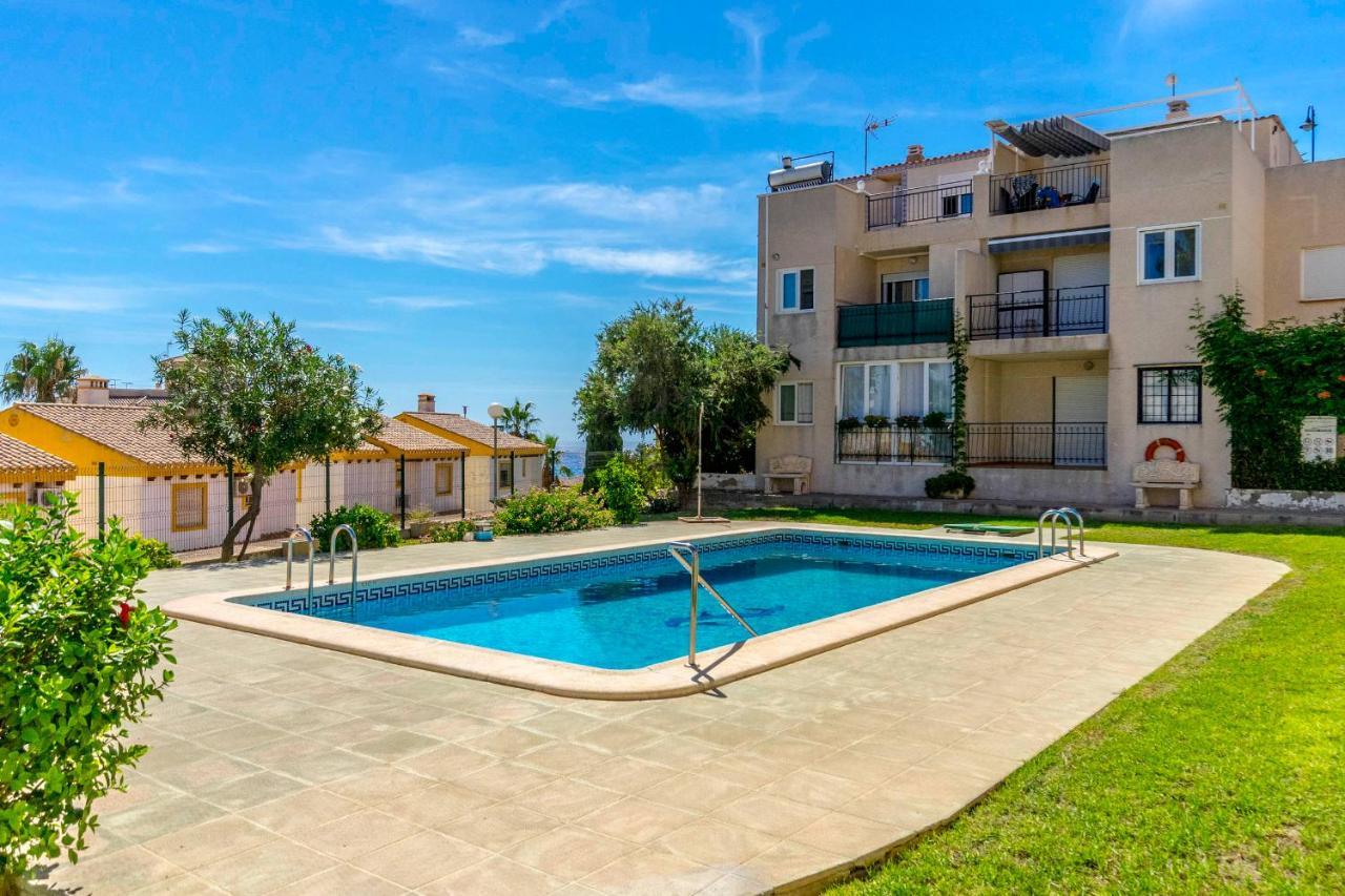 He Torre Del Moro Lägenhet Torrevieja Exteriör bild